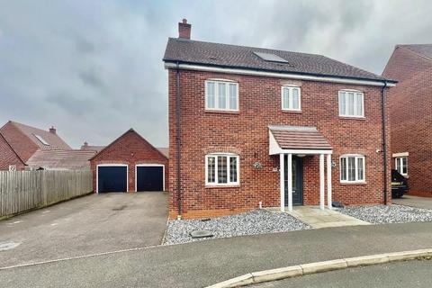 4 bedroom detached house for sale, Kielder Street, Desborough, Kettering