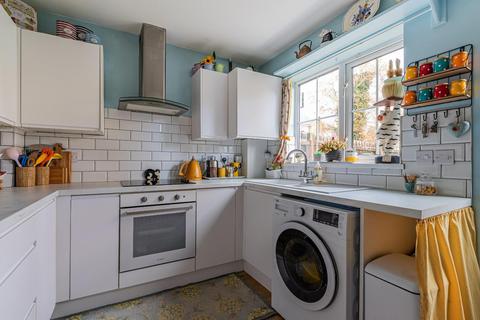 22 Kestell Drive, Cardiff, CF11 7BF