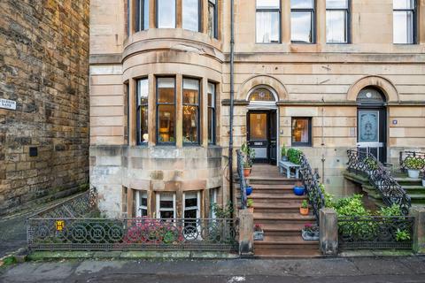 3 bedroom flat for sale, Highburgh Road, Main Door, Dowanhill, Glasgow, G12 9YD