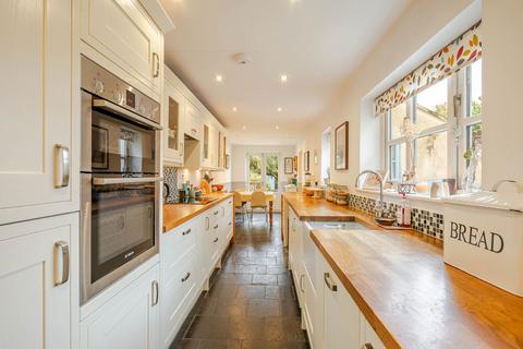 11 Burnham Road, Malmesbury, SN16 0BQ