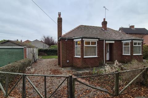 2 bedroom detached bungalow for sale, 1 Church Close, HU7