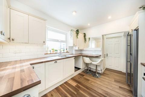 30a Kimber Road, London, SW18 4NP