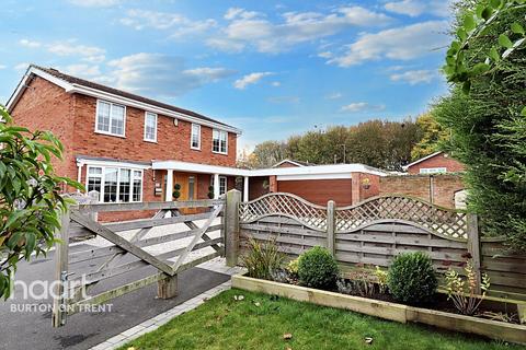 4 bedroom detached house for sale, Meadow View, Burton-On-Trent