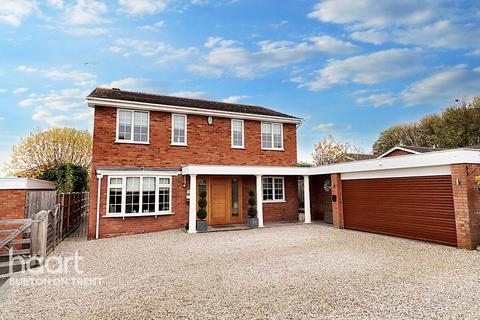 4 bedroom detached house for sale, Meadow View, Burton-On-Trent