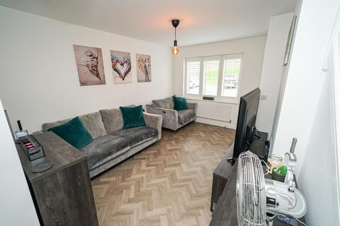 2 bedroom end of terrace house for sale, Feanor Gardens, Leighton Buzzard