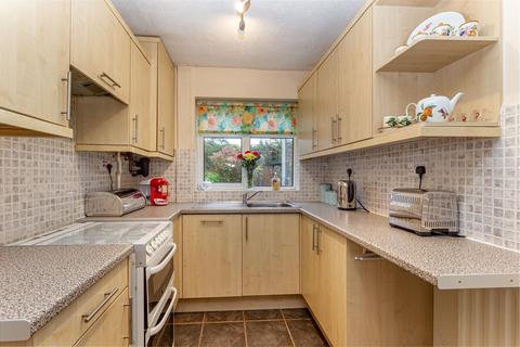 4 bedroom house for sale, Hazewood Close, Worcester