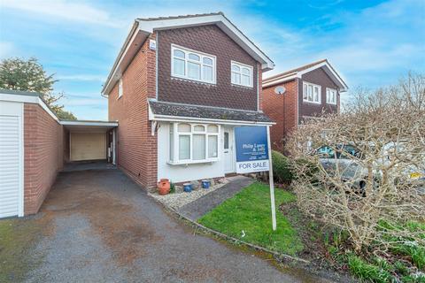 4 bedroom detached house for sale, Hazewood Close, Worcester