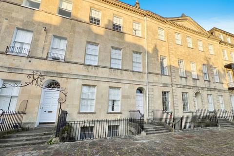 2 bedroom flat for sale, Portland Place, Bath BA1