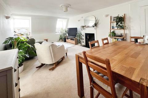 2 bedroom flat for sale, Portland Place, Bath BA1