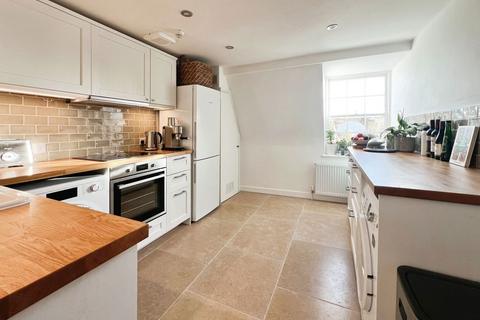 2 bedroom flat for sale, Portland Place, Bath BA1