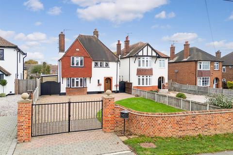 142 Beehive Lane, Chelmsford, CM2 9SH