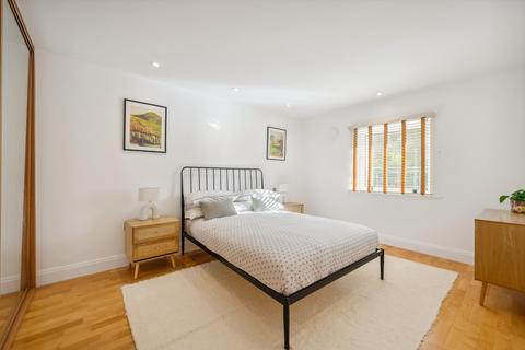 1 bedroom flat to rent, Holland Gardens, Brentford, TW8