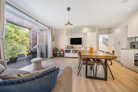 2 bedroom flat for sale, Quicks Road, Wimbledon, London, SW19