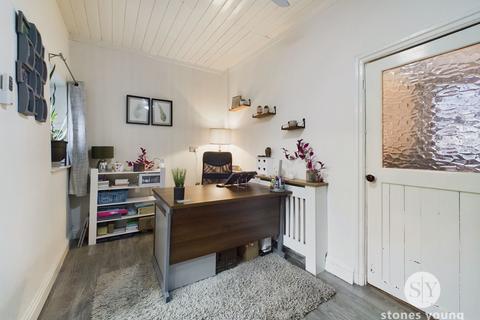 127 Redlam, Blackburn, BB2 1UN