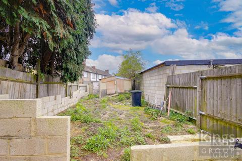 4 bedroom terraced house for sale, Warren Close, Edmonton, N9