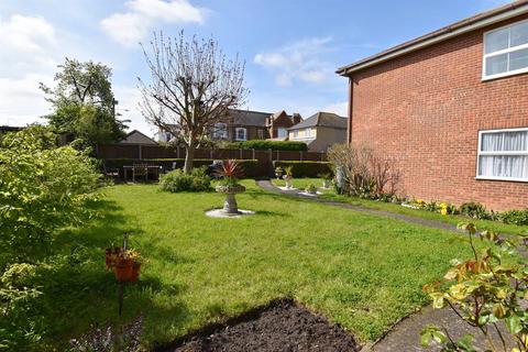 2 bedroom ground floor flat for sale, 170 Tankerton Road, Tankerton, Whitstable