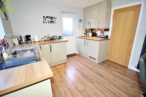 27 Bentworth Close, Westhoughton, Bolton, BL5 2GN