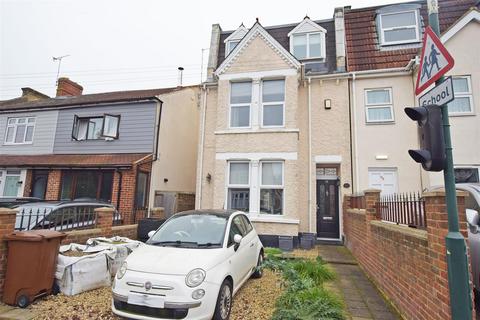 4 bedroom end of terrace house for sale, Napier Road, Gillingham