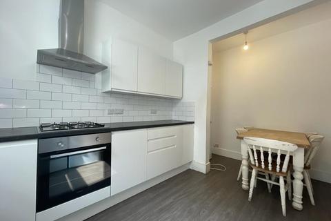 5 bedroom terraced house to rent, Hastings Road, Brighton BN2