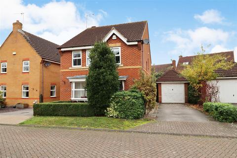 4 bedroom detached house for sale, Hazel Court, Brough