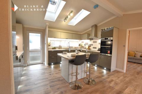 undefined, Oakleigh Park, Clacton Road, Weeley
