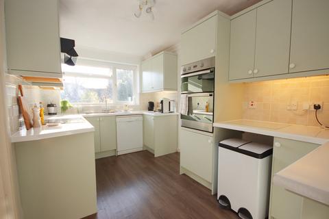 4 bedroom detached house for sale, Carters Way, Wisborough Green