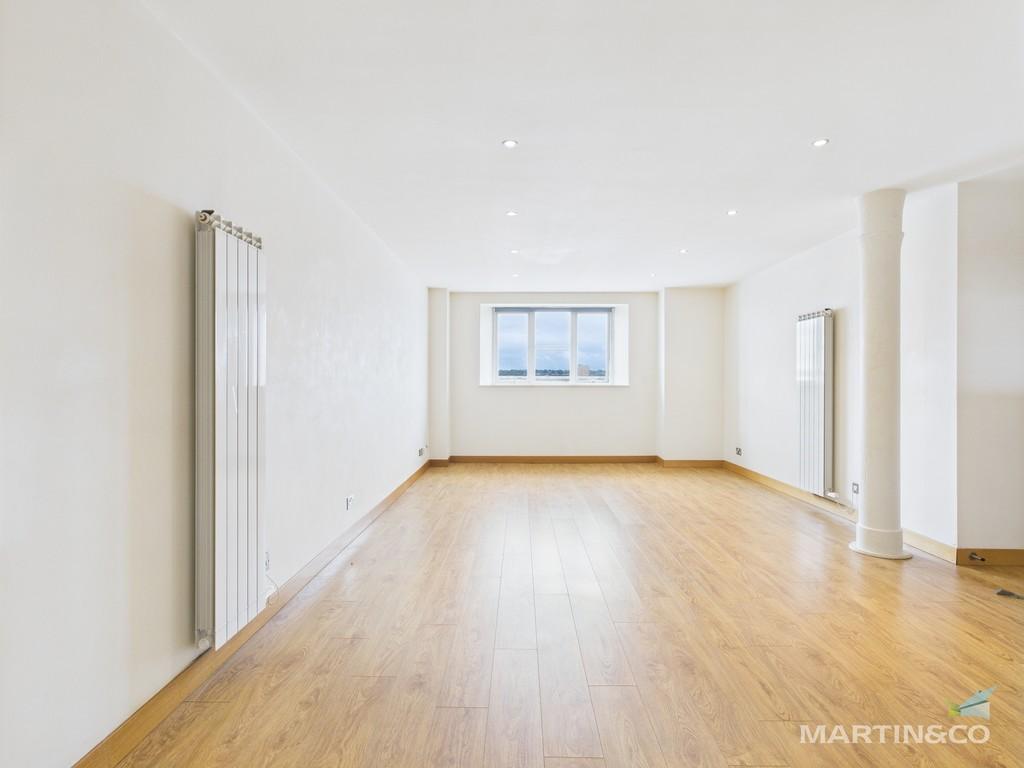 Cam03111 g0 pr0352 still009