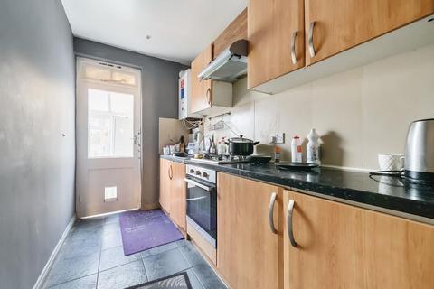 3 bedroom terraced house for sale, Green Road,  Whetstone,  N20