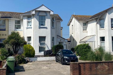 2 bedroom flat to rent, Sands Road, Paignton TQ4