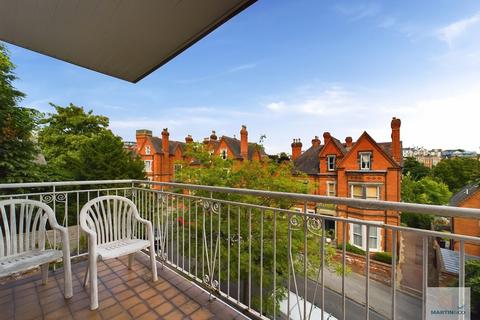 2 bedroom apartment for sale, Cedar Lodge, Tunnel Road, The Park