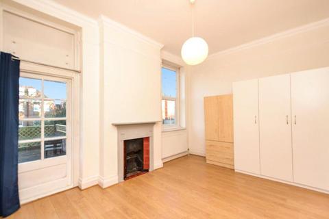 2 bedroom flat to rent, Templars Avenue, Golders Green, NW11