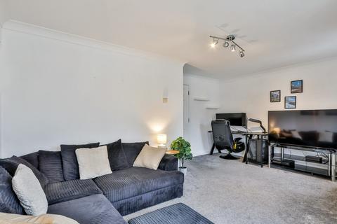 2 bedroom apartment for sale, Warwick Road