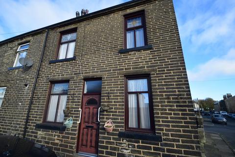 2 bedroom end of terrace house for sale, Albion Street, Bradford BD13