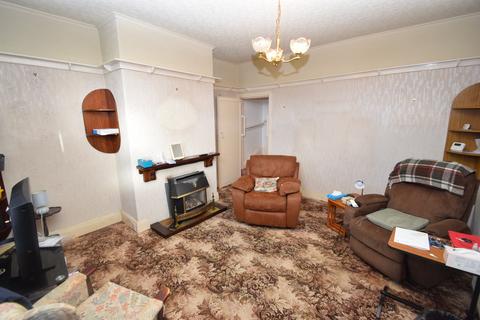 2 bedroom end of terrace house for sale, Albion Street, Bradford BD13