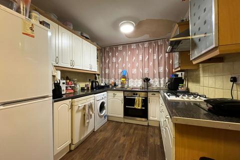 3 bedroom maisonette for sale, Brandon Street