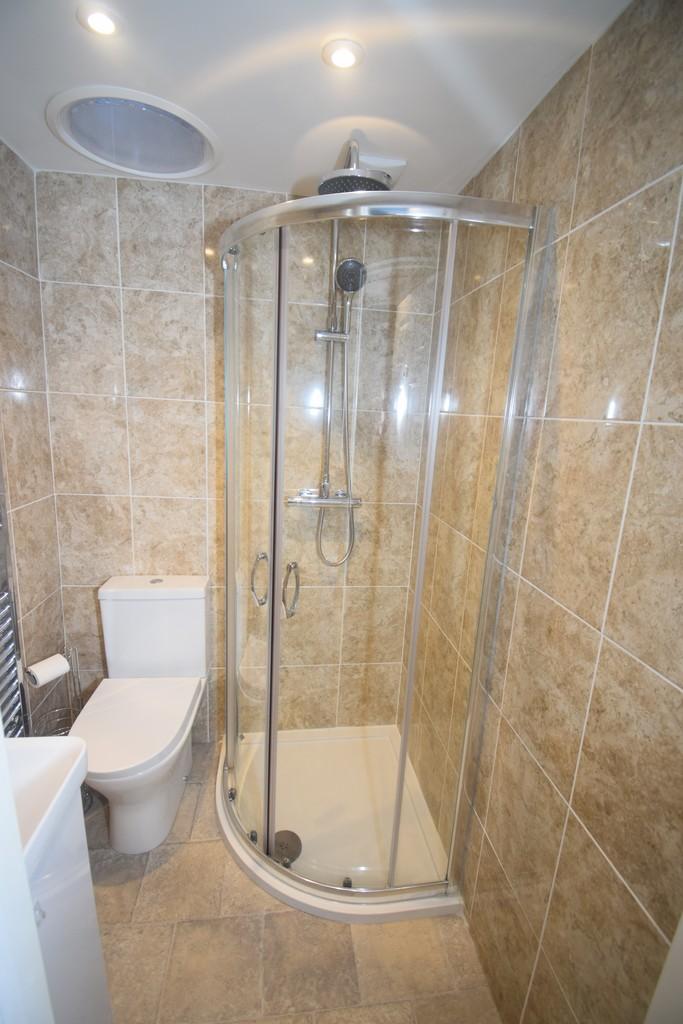 Shower Room2