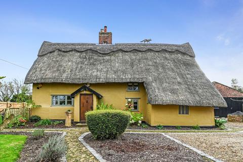 3 bedroom detached house for sale, Long Thurlow Road, Bury St. Edmunds IP31