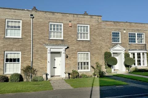 undefined, Courtenay Place, Lymington SO41
