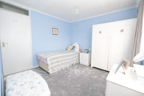 27 Ainsdale Close, Orpington, BR6 8DJ