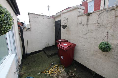 3 bedroom terraced house for sale, Hodgson Street, Darwen