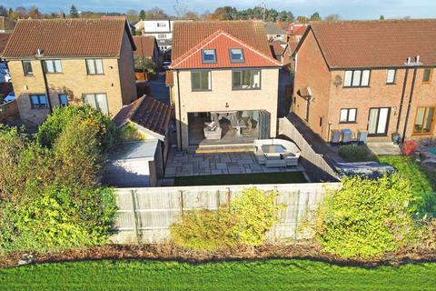 4 bedroom detached house for sale, Arthurs Avenue, Harrogate