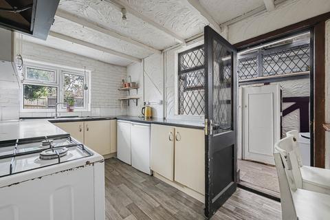 135 Brighton Road, South Croydon, CR2 6EF