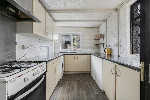 135 Brighton Road, South Croydon, CR2 6EF
