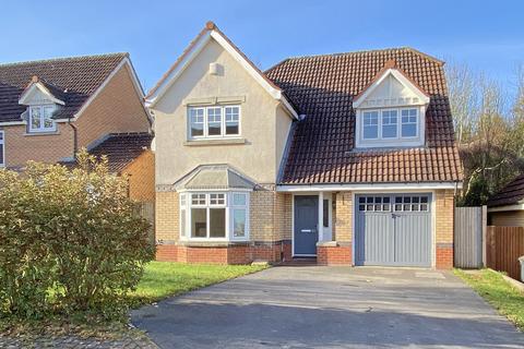 4 bedroom detached house for sale, Trefoil Drive, Killinghall, Harrogate