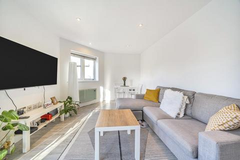 1 bedroom flat for sale, Alscot Road, London