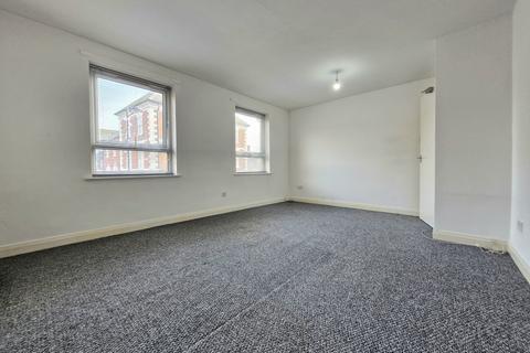 2 bedroom apartment to rent, Flat 1, 37 - 39