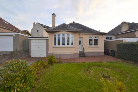 3 bedroom detached house to rent, Craiglockhart Gardens, Edinburgh, EH14