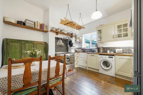 2 bedroom apartment for sale, St. Johns Avenue, London NW10