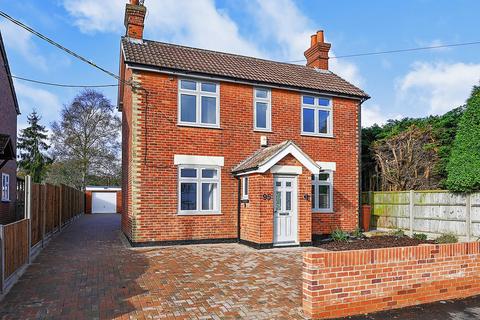 4 bedroom detached house for sale, Branksome Hill Road, Sandhurst GU47