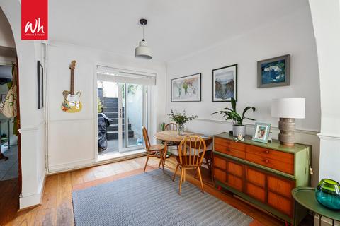 2 bedroom terraced house for sale, Carlyle Street, Brighton